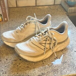 New Balance Women's Cream Running Shoes